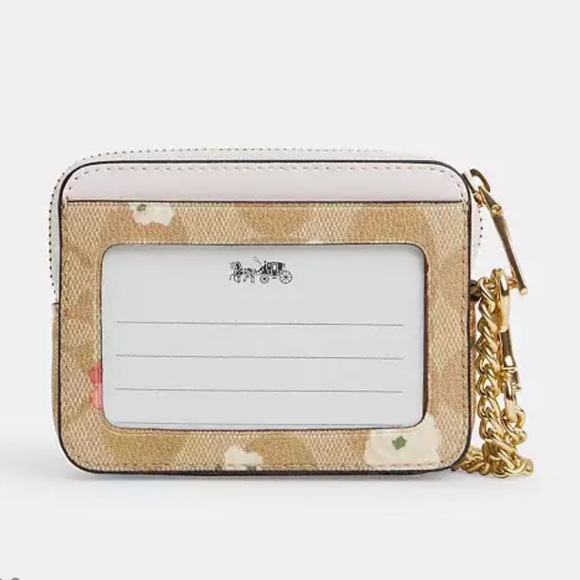 NWT COACH Zip Card Case In Signature Canvas With Floral Print.
CR971 - Picture 3 of 6